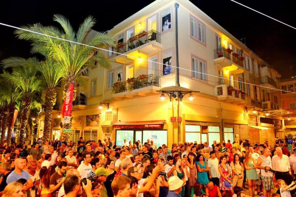 Godson Down Town Hotel Haifa Buitenkant foto